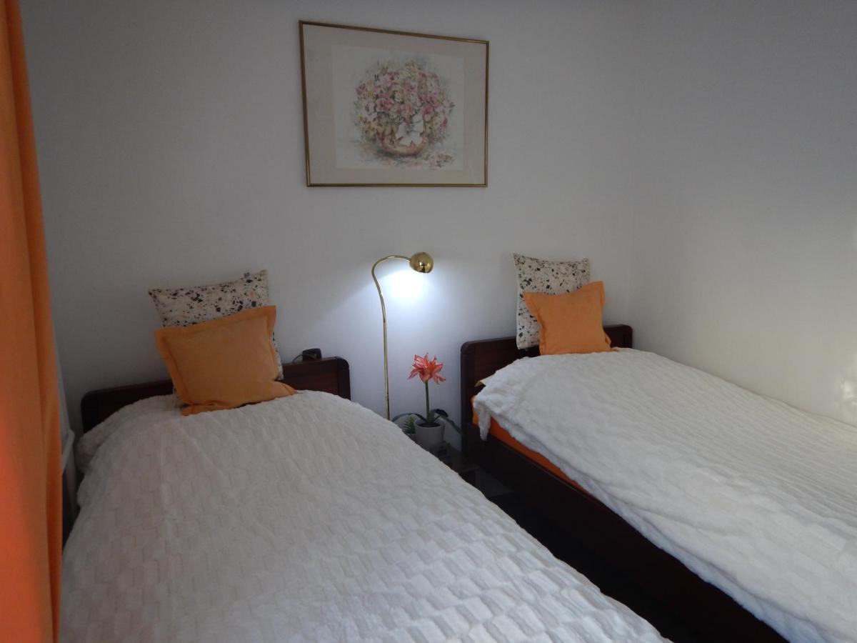 Apartament Piastowska Apartment Kamienna Gora Ngoại thất bức ảnh
